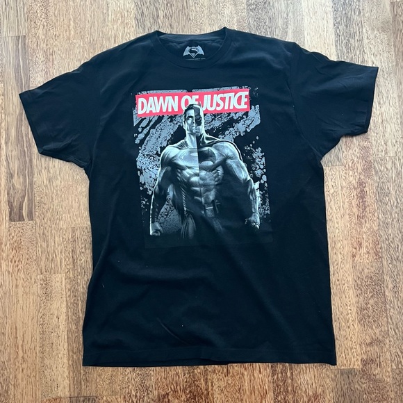 Batman vs Superman T-Shirt Dawn of Justice Short Sleeve Mens Large Black - Picture 1 of 4